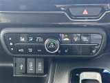 気になる車はすぐにお問い合わせください!画面右側の0066から始まる無料ダイヤルからお問い合わせ下さい!専門スタッフがお車のご質問にお答えいたします!