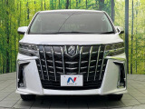 弊社では、全車『修復歴なし』のお車のみ取り扱っております。専任バイヤーによる厳選した仕入れの後、入庫後の車両チェックを行い、ネクステージが認定した高品質な中古車をご提供しております。