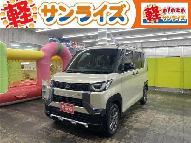 デリカミニ G プレミアム 4WD 