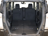 2列目シートを倒すと、広々としたラゲッジスペースが生まれます!大きな荷物や長い荷物も簡単に収納することができます!