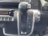 気になる車はすぐにお問い合わせください!画面右側の0066から始まる無料ダイヤルからお問い合わせ下さい!専門スタッフがお車のご質問にお答えいたします!