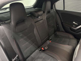 ナンバー付きの車両は公道試乗可能です(登録済未使用車など一部除く)。また、取り回しの確認など、広い場内でご試乗も可能です。お気軽に申し付けください。