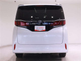 ハイマウントストップランプ採用で、後続車に対して自車の存在をアピールしてくれます!