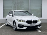 BMW Card (Visa)とBMW Diners Cardの2種類をご用意しております。充実のポイントプログラムや多様なサービスの他にカード契約期間中はBMWエマージェンシー・サービスが24時間365日ご利用いただけます。