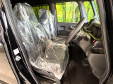 もちろん車内はキレイです♪よりクリーンな状態をキープしたいお客様には『ナノゾーンコート』がおすすめ!新型コロナウイルス対策や、除菌・消臭に効果を発揮し多くの方にご好評いただいております。