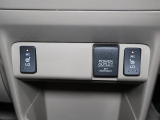 シートヒーター装備付き車!!座席に埋め込まれた電熱線によりシートを暖めることが出来る装備で、温められたシートは、寒い冬には最適です!!