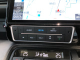 【純正ナビ】Honda純正のGathersナビがついています!Bluetoothも使えます♪