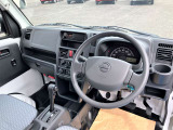 NT100クリッパー DX セーフティ パッケージ 4WD 