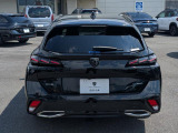 【新車保証継承】初度登録日から3年間(走行距離無制限)のメーカー新車保証を継承してご納車いたします。ご納車後、保証期間内は全国のプジョー正規ディーラーで保証整備をお受けいただけます