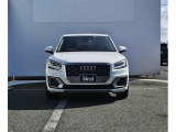 Q2 1.0 TFSI スポーツ 