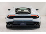 Transparent Engine Bonnet with carbon forged engine bay