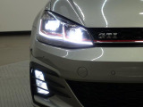 LEDヘットライトにフォグランプも付いております!