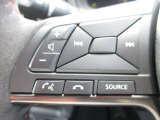 ステアリングスイッチ搭載!ハンドルひとつで手を離さなくても運転中視線をそらさなくても操作が出来て便利です♪