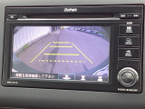 3ビュー切り替えやガイド線表示のバックカメラで、バックでの車庫入れも安心です。