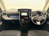 いつでも気持ちよく運転できて、使い勝手のいい収納や体をケアするシート、細部にまでこだわったインテリア♪