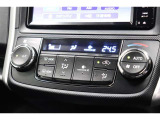 ナノイー付きのオートエアコンで清潔で快適な車内空調です。