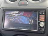 バックカメラ付き★駐車も安心ですね!