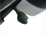 ◆ドライブレコーダー◆映像・音声などを記録する自動車用の装置です。 もしもの事故の際の記録はもちろん、旅行の際の思い出としてドライブの映像を楽しむことができます。