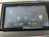 フルセグTV付きディスプレイです。走行中は音声のみお楽しみ頂けます。