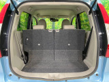 普段のお買い物や通勤、送迎等に十分な荷室スペースを確保しております。セカンドシートを倒すと、大きな荷物の積載も可能です♪