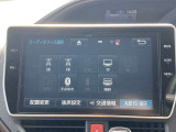 ●仕入れ段階で徹底したチェックを行い、厳しい審査にパスした車だけを展示・販売しています。弊社ではこれをプロチェックと呼び、数十の独自チェック項目に基づき、車の状態を調べ上げています。