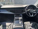 Q8 55 TFSI クワトロ 4WD 