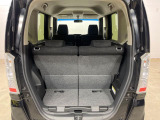 普段のお買い物や通勤、送迎等に十分な荷室スペースを確保しております。セカンドシートを倒すと、大きな荷物の積載も可能です♪