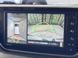 【パノラマモニター】専用のカメラにより、上から見下ろしたような視点で360度クルマの周囲を確認することができます☆死角部分も確認しやすく、狭い場所での切り返しや駐車もスムーズに行えます。