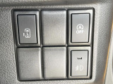 【パワースライドドア】スマートキーや運転席のスイッチでスライドドアの開閉が可能♪電動だから力を入れてドアを開ける必要が無く、小さいお子様でも、重い荷物を持っている時もラクに開け閉めできます♪