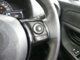 ステアリングスイッチで車両情報を切り替えて必要な必要な情報を確認したりできます。
