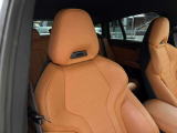 BMW専門のメカニックが、100項目にも上るポイントを徹底的にチェック。交換基準に達した部品があれば、弊社負担にて交換後、お客様へご納車致します。