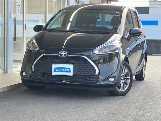 シエンタハイブリッド 1.5 G クエロ