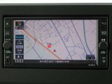 【ナビ】メモリーナビ(MJ120D-W)付きです。目的地を設定すれば初めての場所でも簡単に行くことができます。もちろん音楽だって聴けちゃいます♪