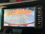 【バックカメラ】駐車時に後方がリアルタイム映像で確認できます。大型商業施設や立体駐車場での駐車時や、夜間のバック時に大活躍!運転スキルに関わらず、今や必須となった装備のひとつです!