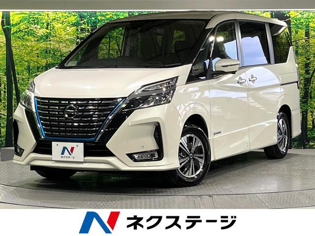 セレナ 1.2 e-POWER ハイウェイスター V 