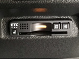 【ETC車載器】もはや必須アイテムのETCを搭載!高速道路のご利用時にとても便利!わずらわしい料金所での現金支払いが不要となりスムーズに通過できます♪