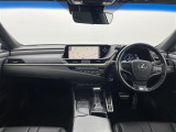 ES 300h Fスポーツ 本革シート サンルーフ