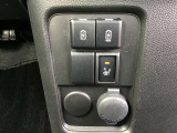 運転席シートヒーターが付いて暖かいですよ