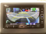 バックカメラ装着車です!!モニターで確認できるので後方もしっかり確認ができます。