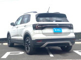 ご登録日から起算して1年間走行無制限で保証。全国のVW正規ディーラーで対応可能です。さらに保証をプラス2年まで延長するプログラムもございます。