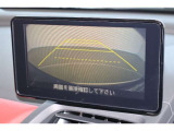 バックカメラが装備されており、後方の安全確認はもちろんのこと狭い場所での駐車や雨の日・夜間など視界の悪いコンディションでのストレスの軽減にもなります!