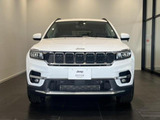 下取りにつきましては輸入車・国産車問わず、全メーカーの査定・下取りを承ります。走行距離、年式、お車の状態等を考慮し、査定価格をご提示いたします。
