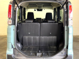 普段のお買い物や通勤、送迎等に十分な荷室スペースを確保しております。セカンドシートを倒すと、大きな荷物の積載も可能です♪