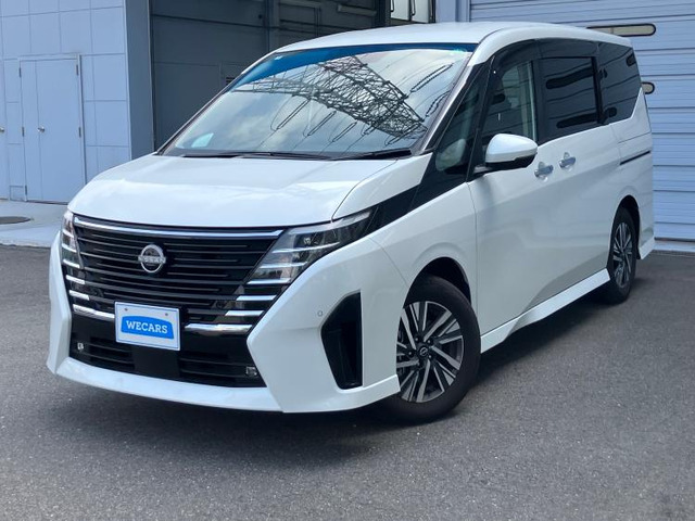 セレナ 1.4 e-POWER ハイウェイスター V 