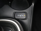 シートヒーター装備付き車!!座席に埋め込まれた電熱線によりシートを暖めることが出来る装備で、温められたシートは、寒い冬には最適です!!