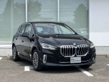 BMW Card (Visa)とBMW Diners Cardの2種類をご用意しております。充実のポイントプログラムや多様なサービスの他にカード契約期間中はBMWエマージェンシー・サービスが24時間365日ご利用いただけます。