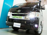 LEDヘッドライトとフォグランプのコラボです。雨や雪の日も安心!フォグランプがお車の存在を際立たせますね♪