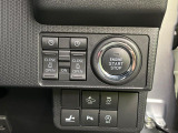 【両側スライドドア】駐車場で隣の車との間隔が狭く乗りにくい時、スライドドアなら安心!ドアオープン時も幅を取らず、開口部が広いので乗り降りがとっても簡単です。大きな荷物の出し入れも後席から可能♪