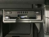 ETC車載器です!高速道路の料金所で慌てて小銭を探すことも無くなります。キャッシュレスでスイスイ、ストレスフリー♪