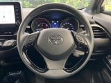 【ステアリングスイッチ】運転中、前方から目線をそらすことなく、オーディオ等の操作が可能な便利機能!安心&快適なドライブを演出してくれます♪